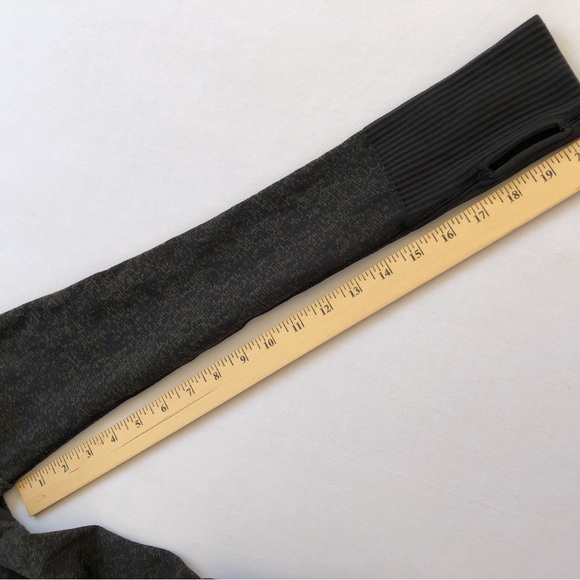 Lululemon Rest Less 1/2 Zip Pullover in Black Armory size 8? - Picture 13 of 14